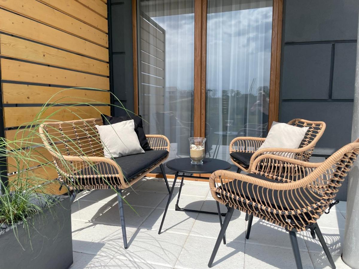 Apartament Black Сърбиново Екстериор снимка