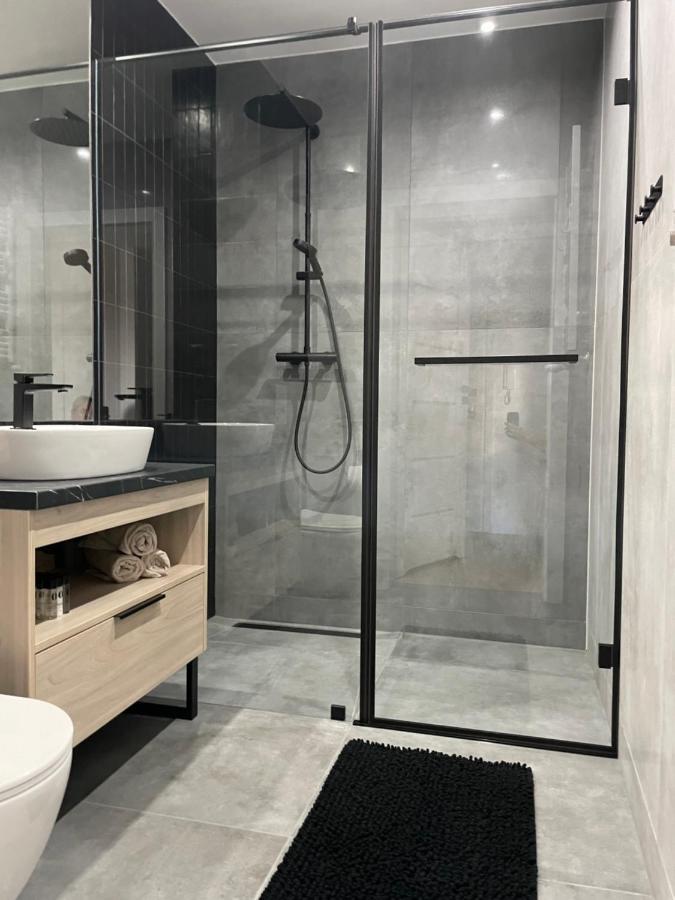 Apartament Black Сърбиново Екстериор снимка